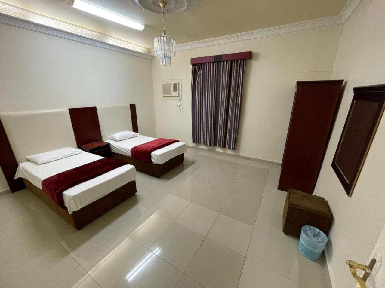 Apartment أمل السعادة للشقق المخدومة Ukaz